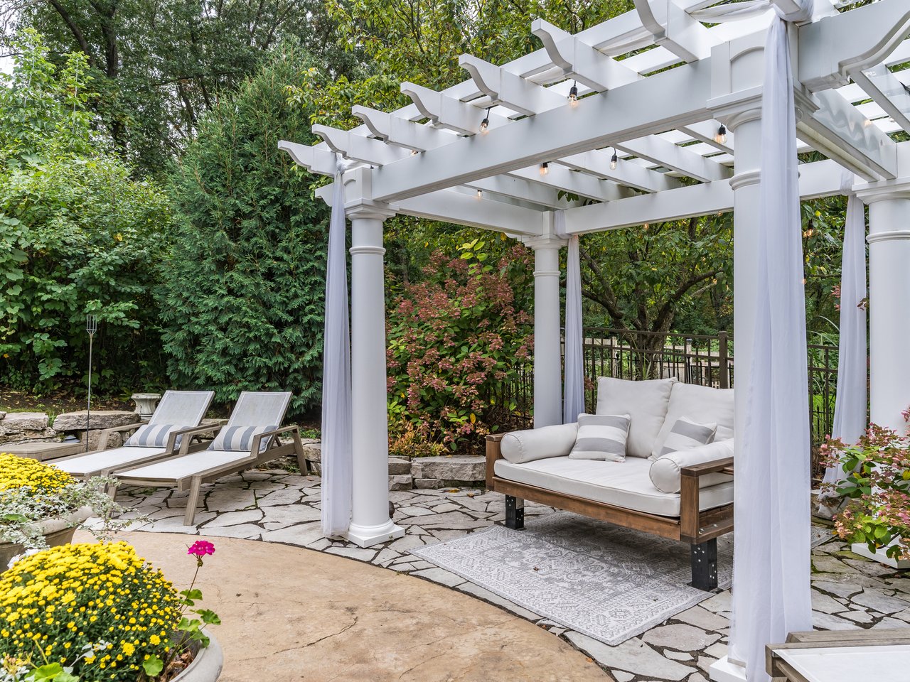 38W507 Fairway Drive, St. Charles