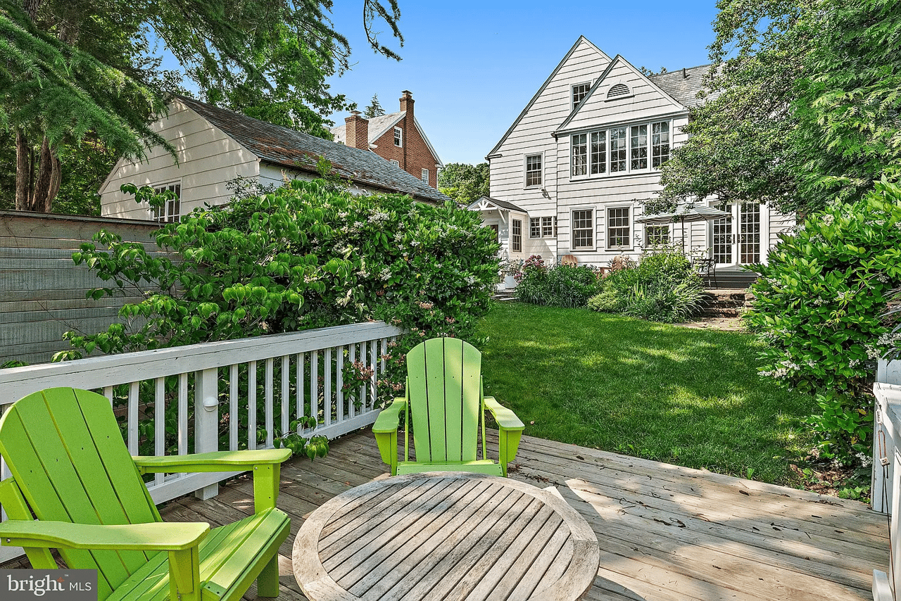 11 Southgate Ave