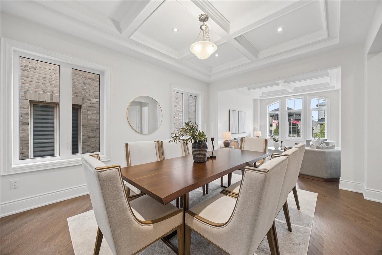 72 Silk Twist Drive, East Gwillimbury