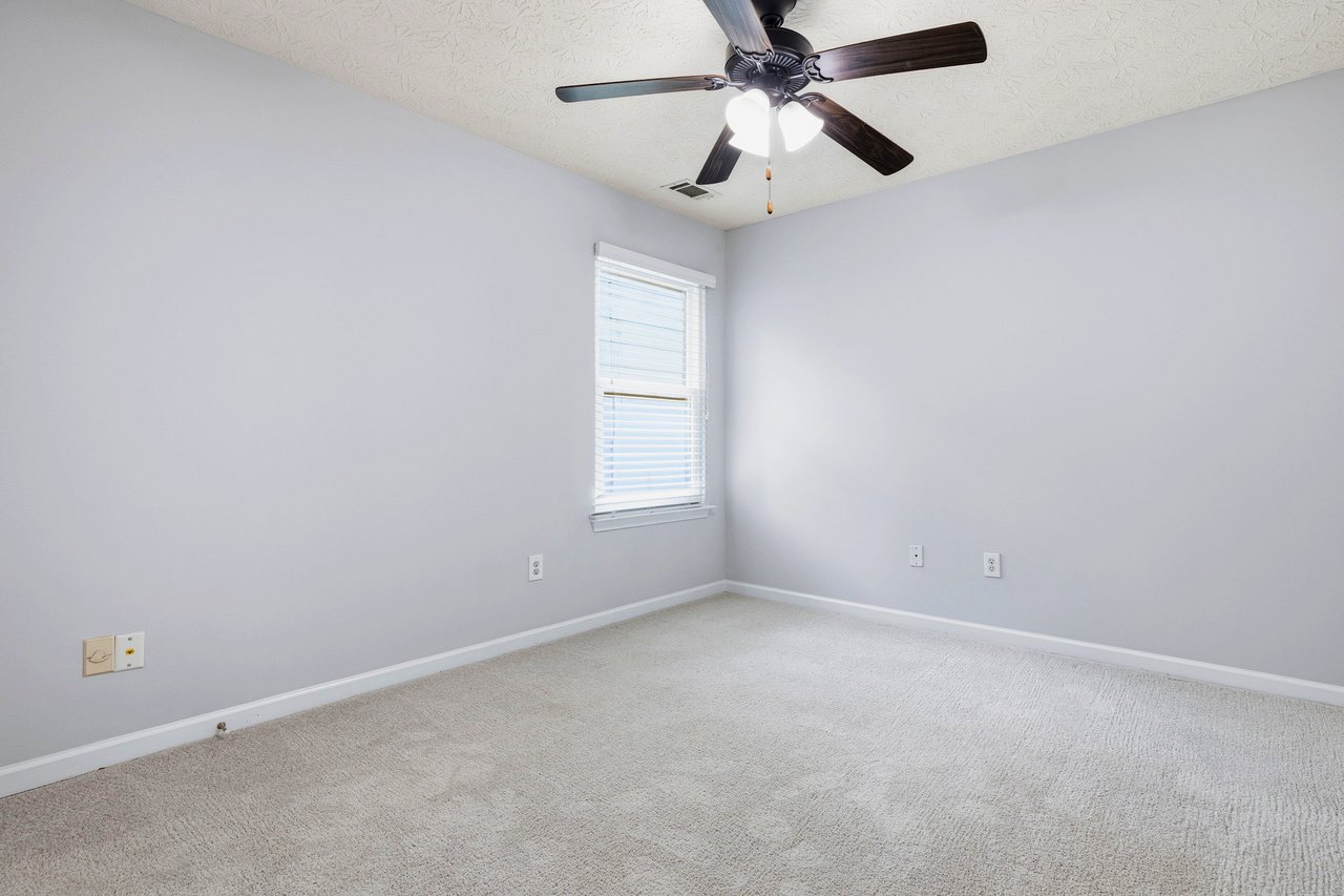 A Fresh Start in Hidden Pond: Discover 1015 Hidden Pond Lane in Roswell