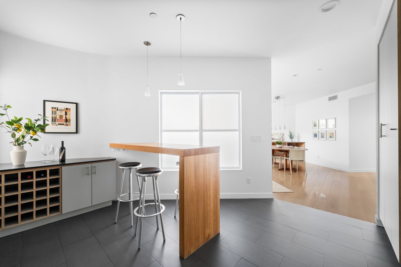 2913 3rd St Unit: 304, Santa Monica 
