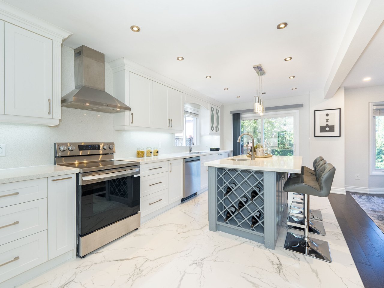 39 Kew Gdns