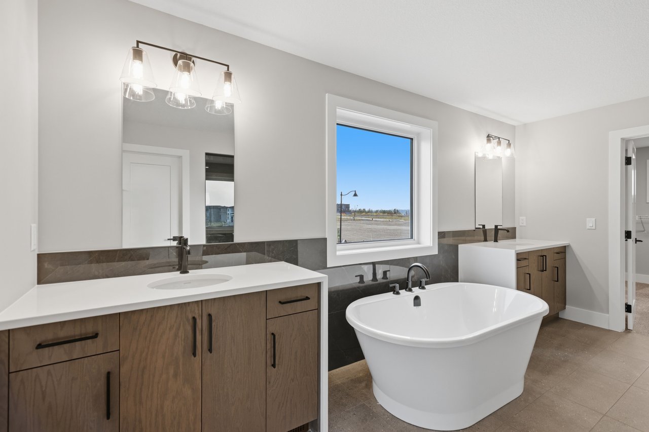 116 Greenwich Heath NW