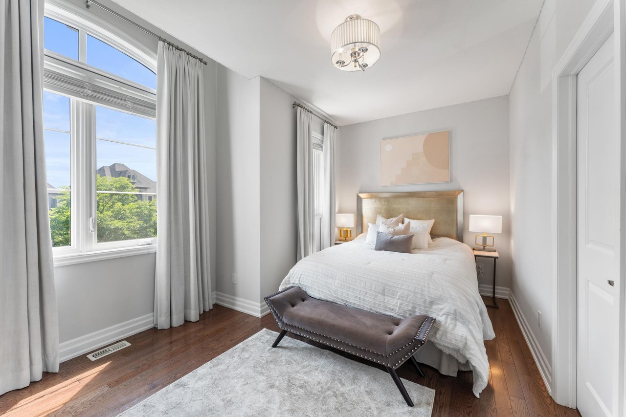 115 Robert Berry Crescent