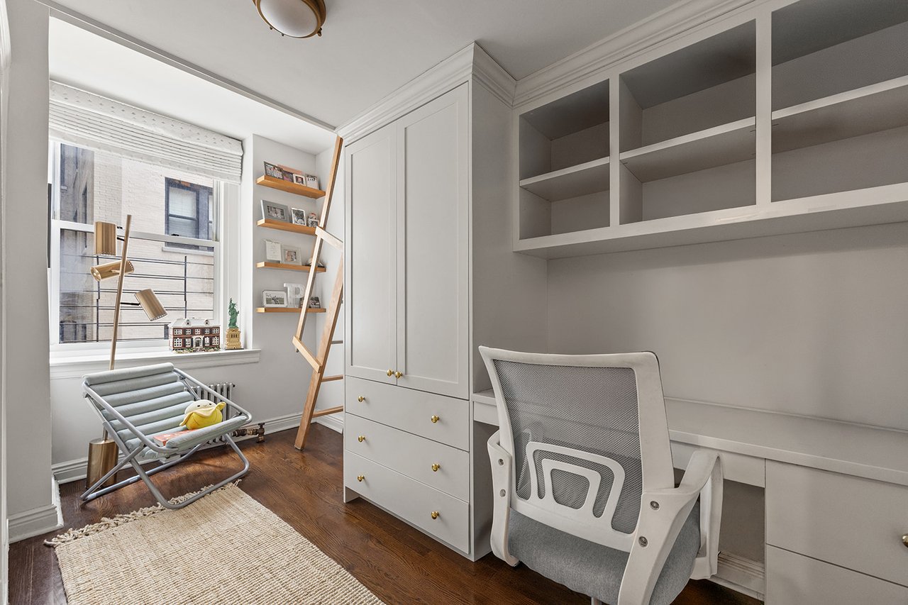 895 West End Avenue Unit 1B