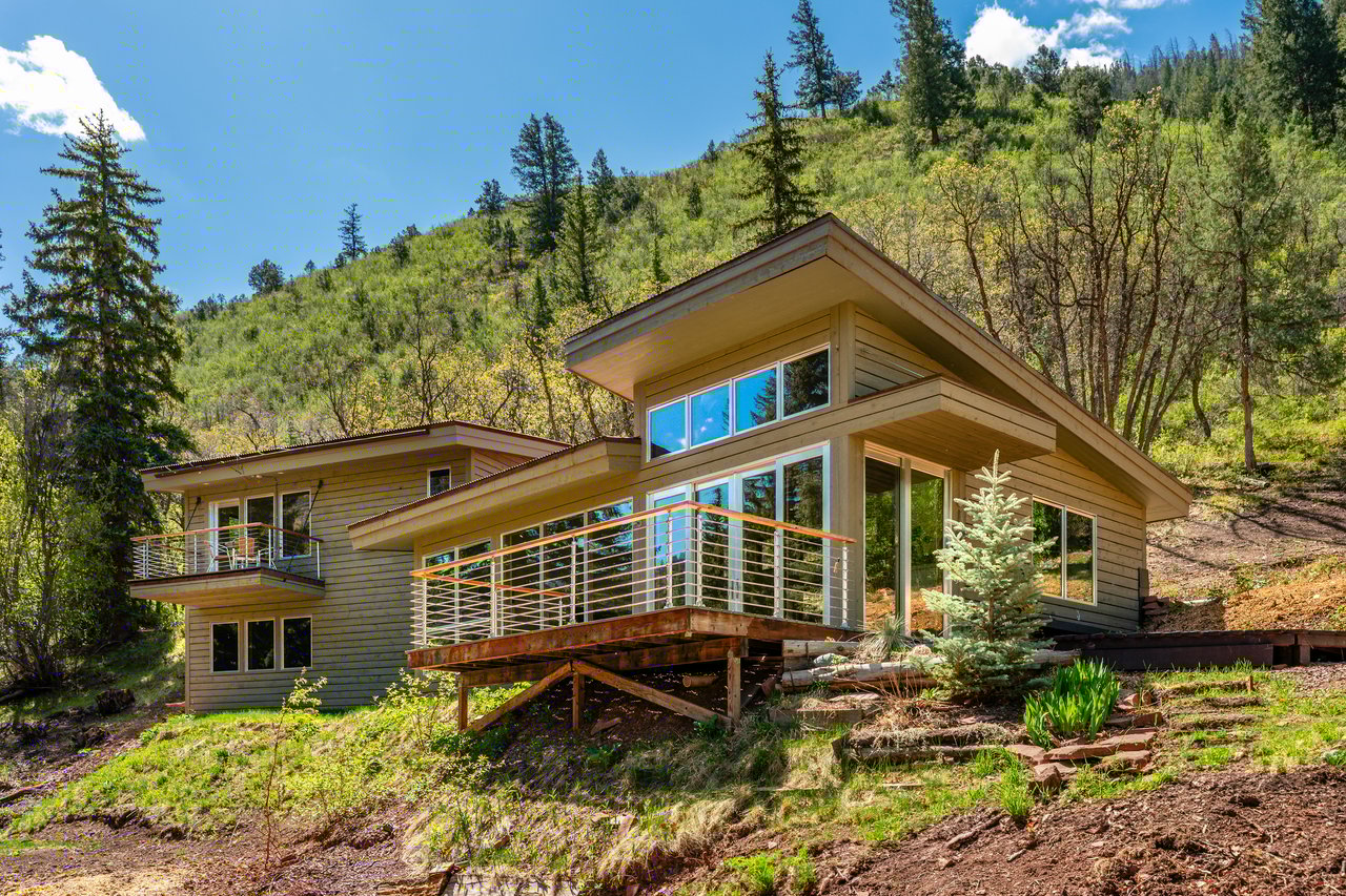 Colorado Lifestyle Awaits