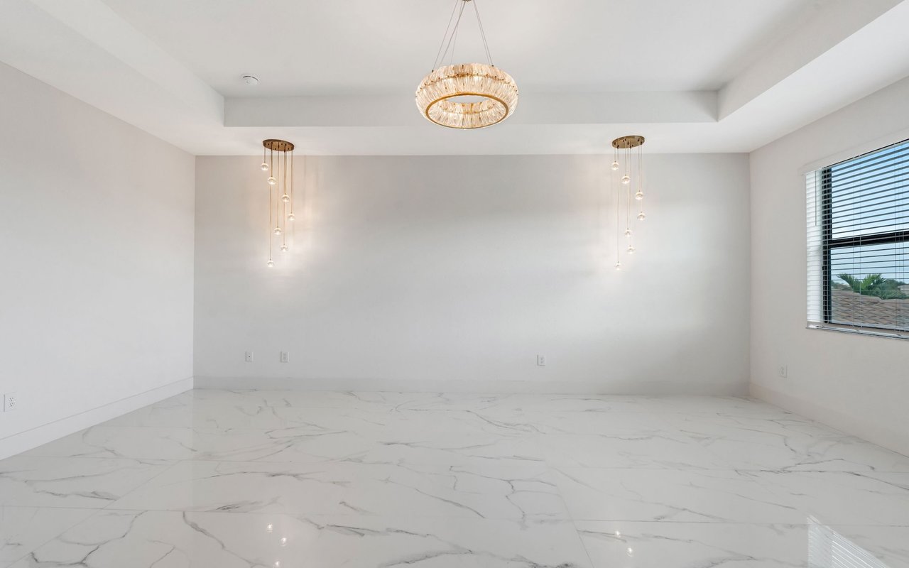 11604 Meadowrun Cir