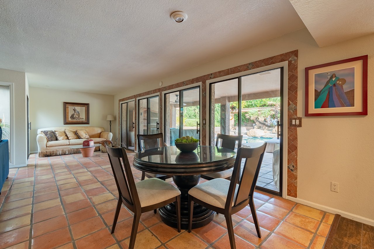 7507 N VIA DE LOS LIBROS