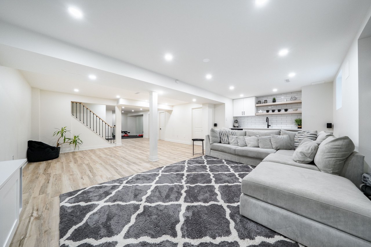 33 Jonagold Court