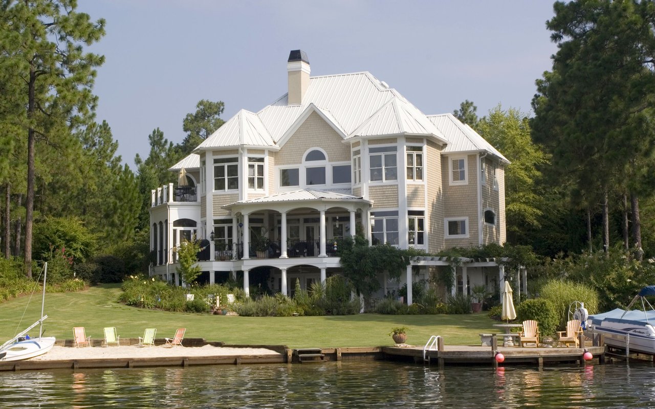 Beacon Pointe