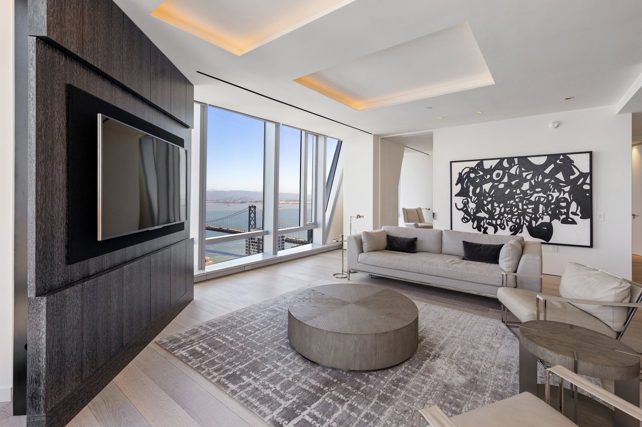 Panoramic Views at 181 Fremont