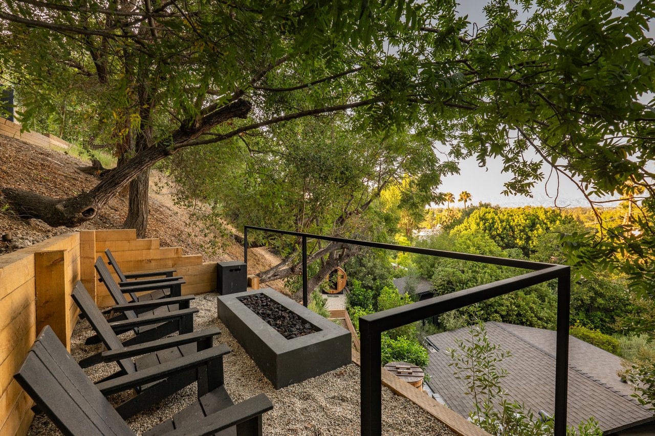 4157 Sunswept Dr, Studio City