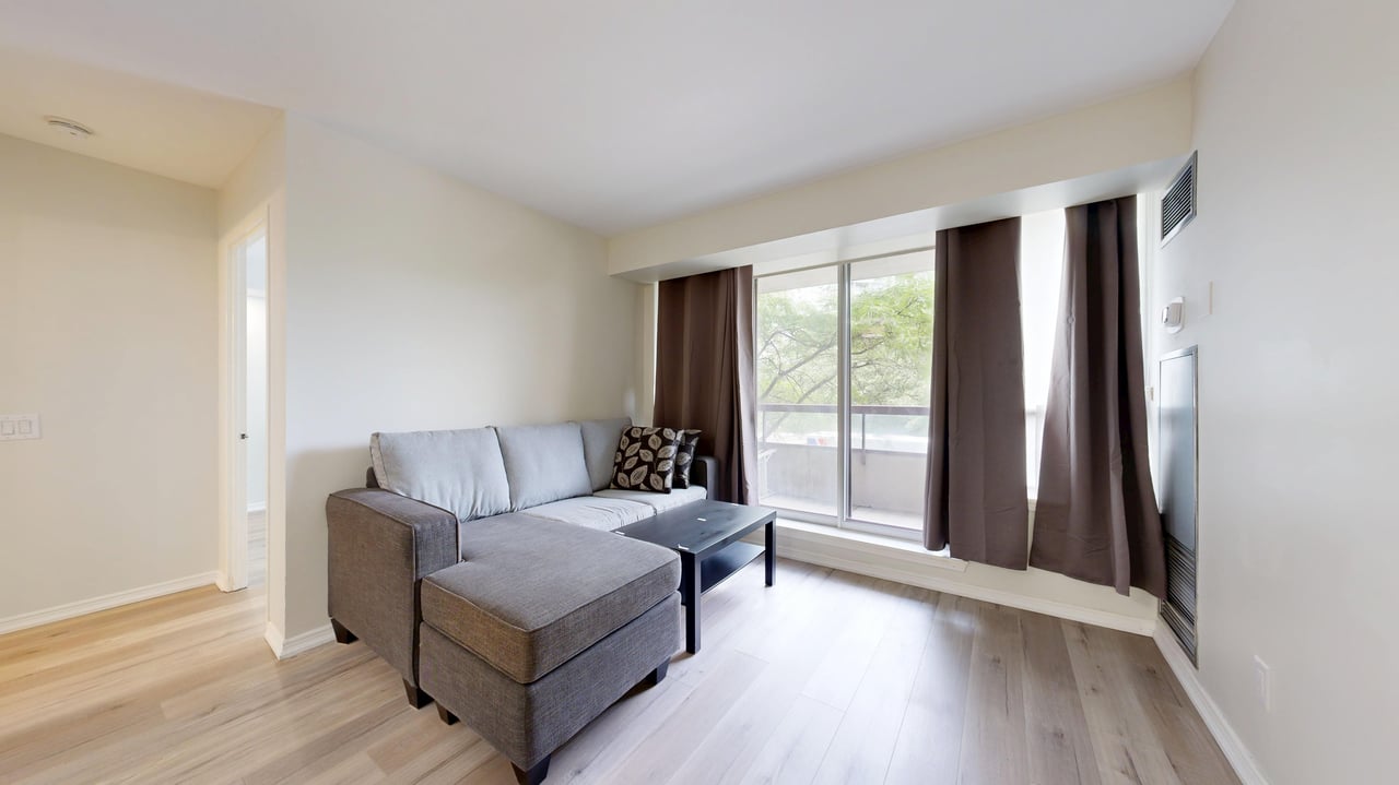 81 Townsgate Drive 211