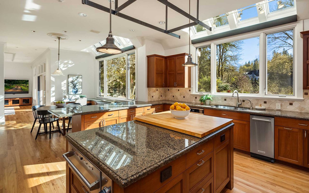 Majesty & Privacy in Lake of the Woods