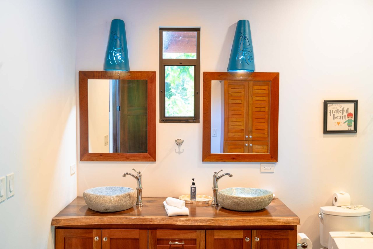 Luxury 3-Bedroom Waterfall-View Home