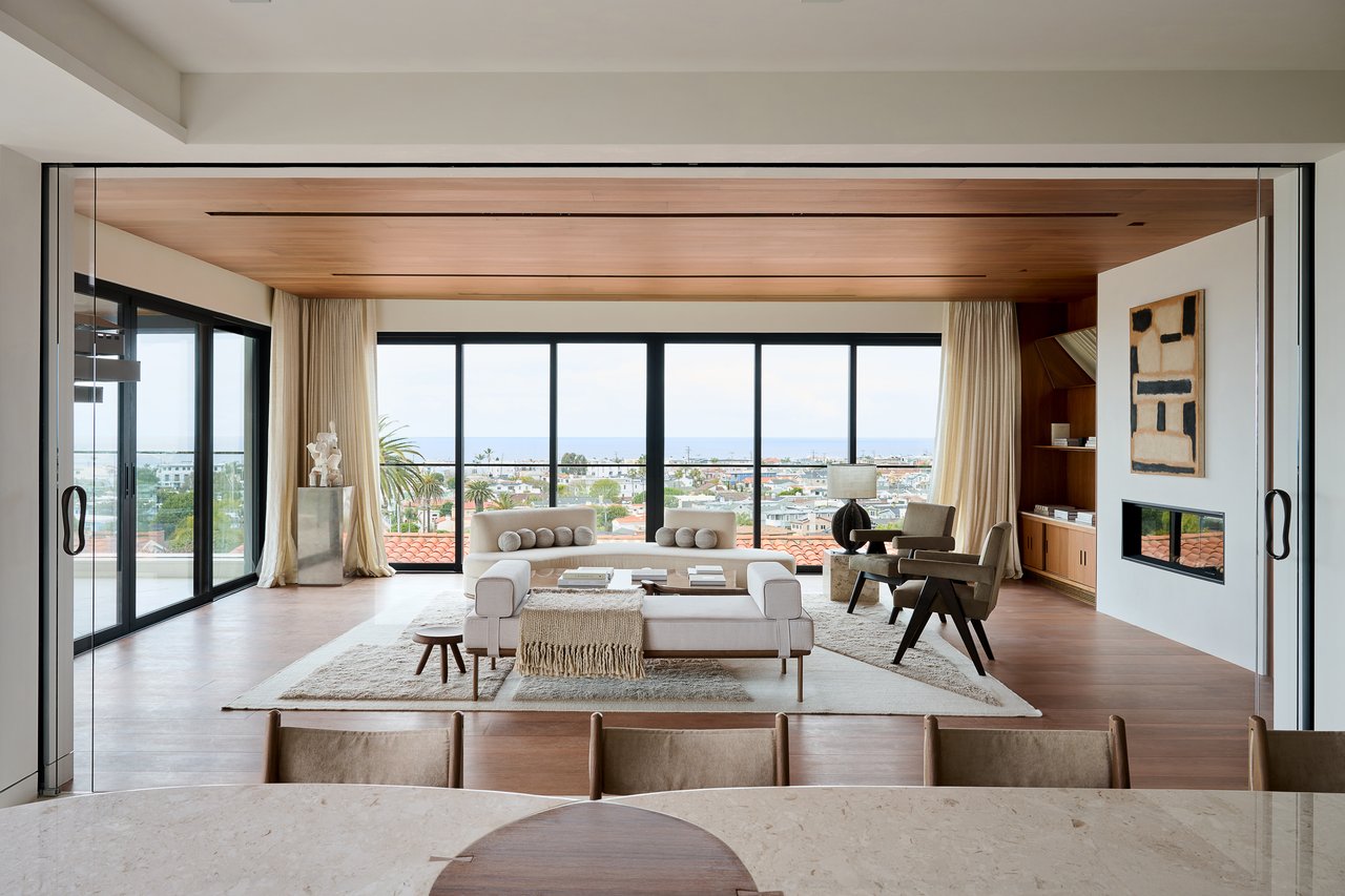 101 N Poinsettia | Manhattan Beach