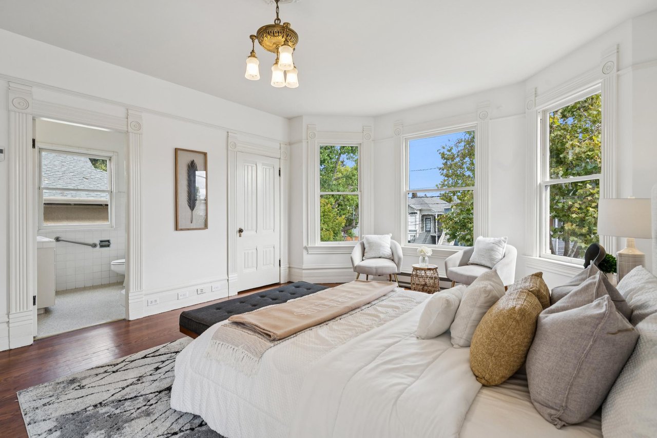 2120 & 2122 Encinal Avenue A & B 