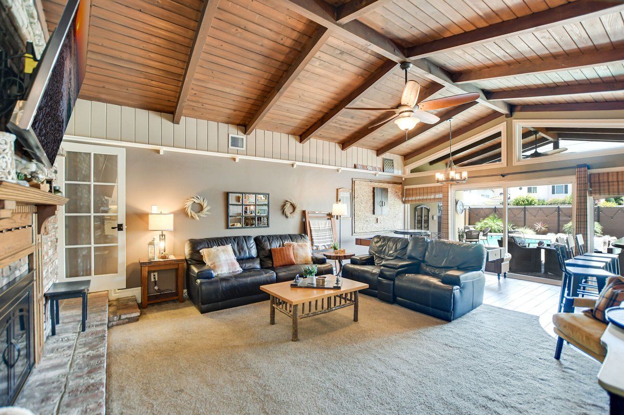 1720 E Walnut Creek Parkway