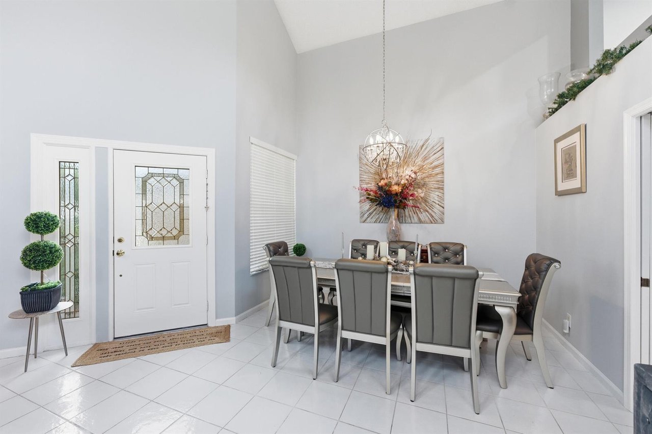 2495 NW 66th Dr