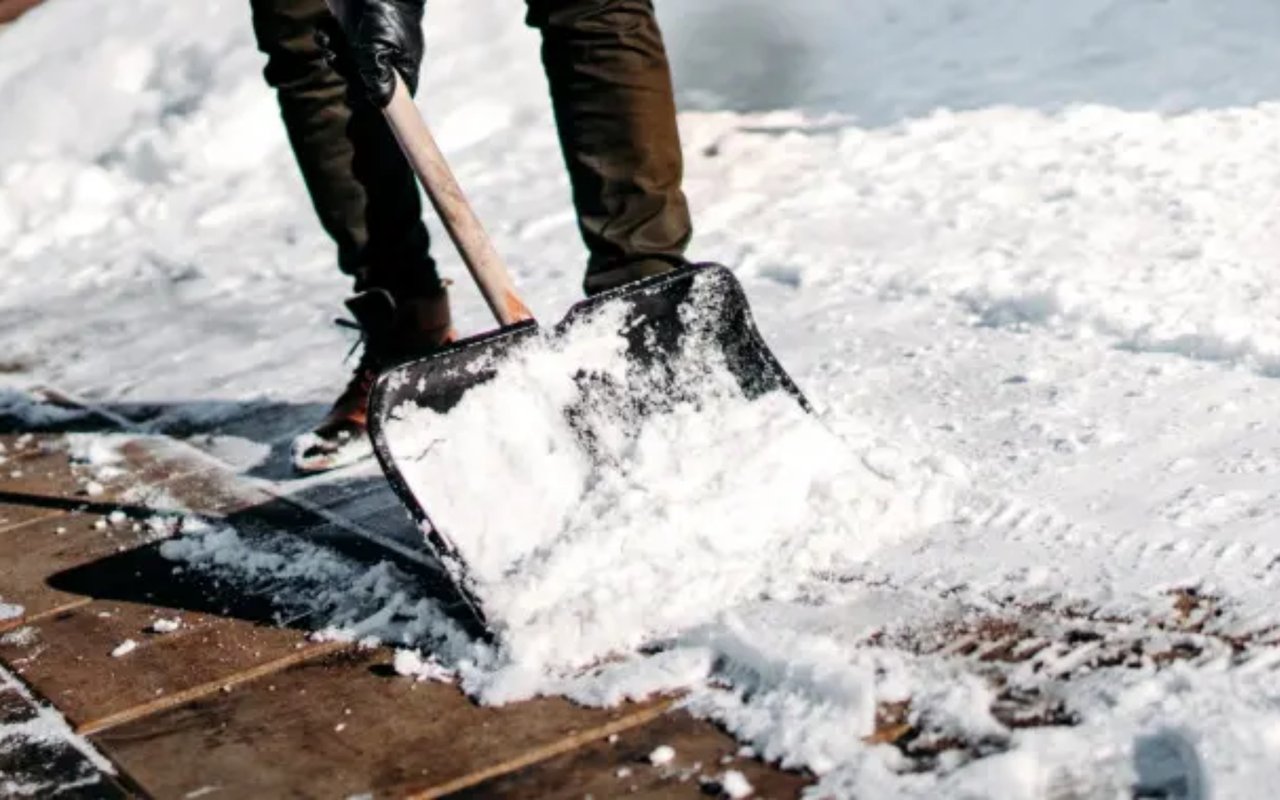 Spring Home Maintenance Tips for Michigan Homeowners
