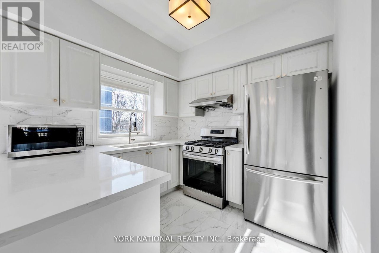 12 Loring Doolittle Ct