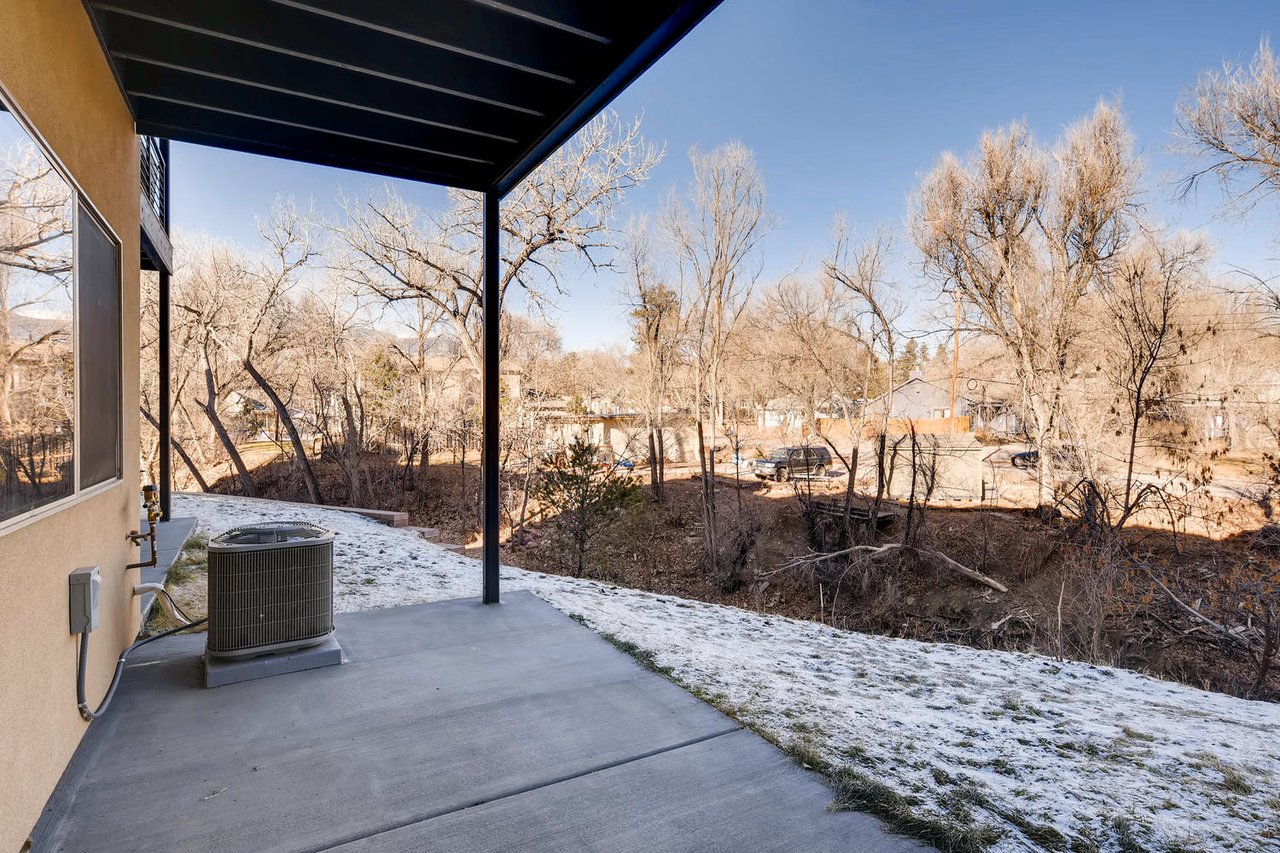 50 Cheyenne Boulevard