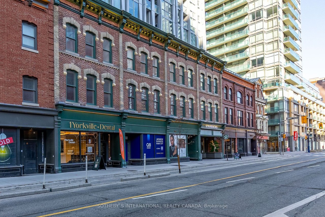 LUXURY SUITE IN YORKVILLE 