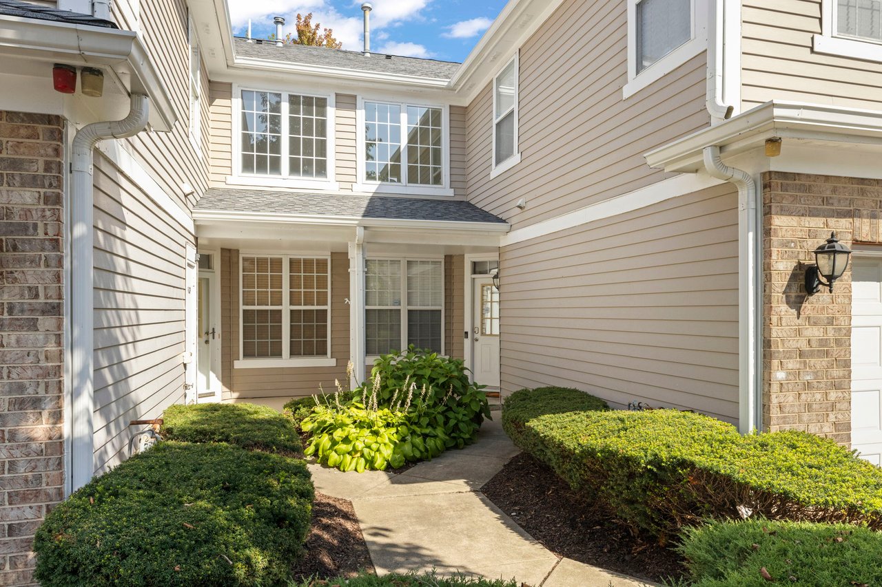 2911 Dearborn Court