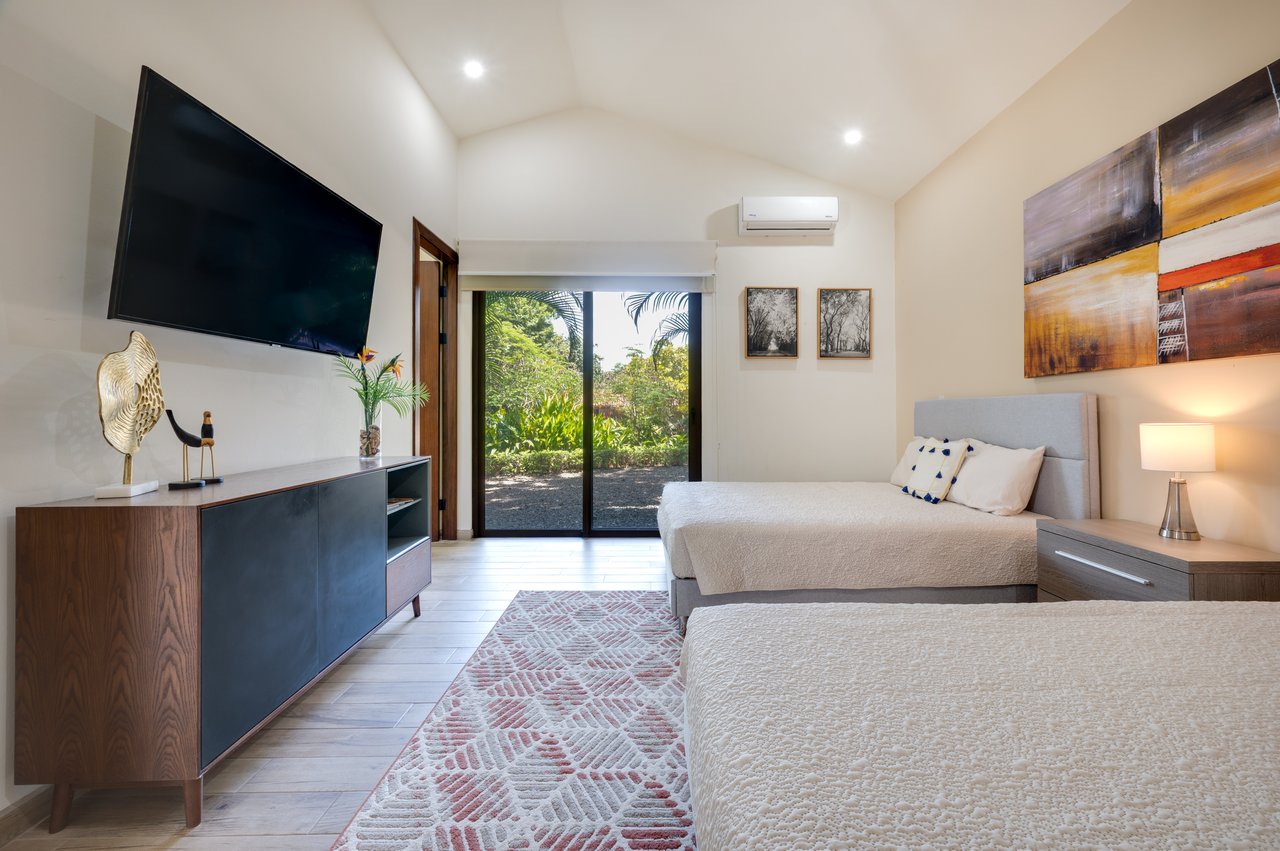 Casa Pachote | Exquisite 4-Bedroom Luxury Home in Hacienda Pinilla’s Reserva de Golf