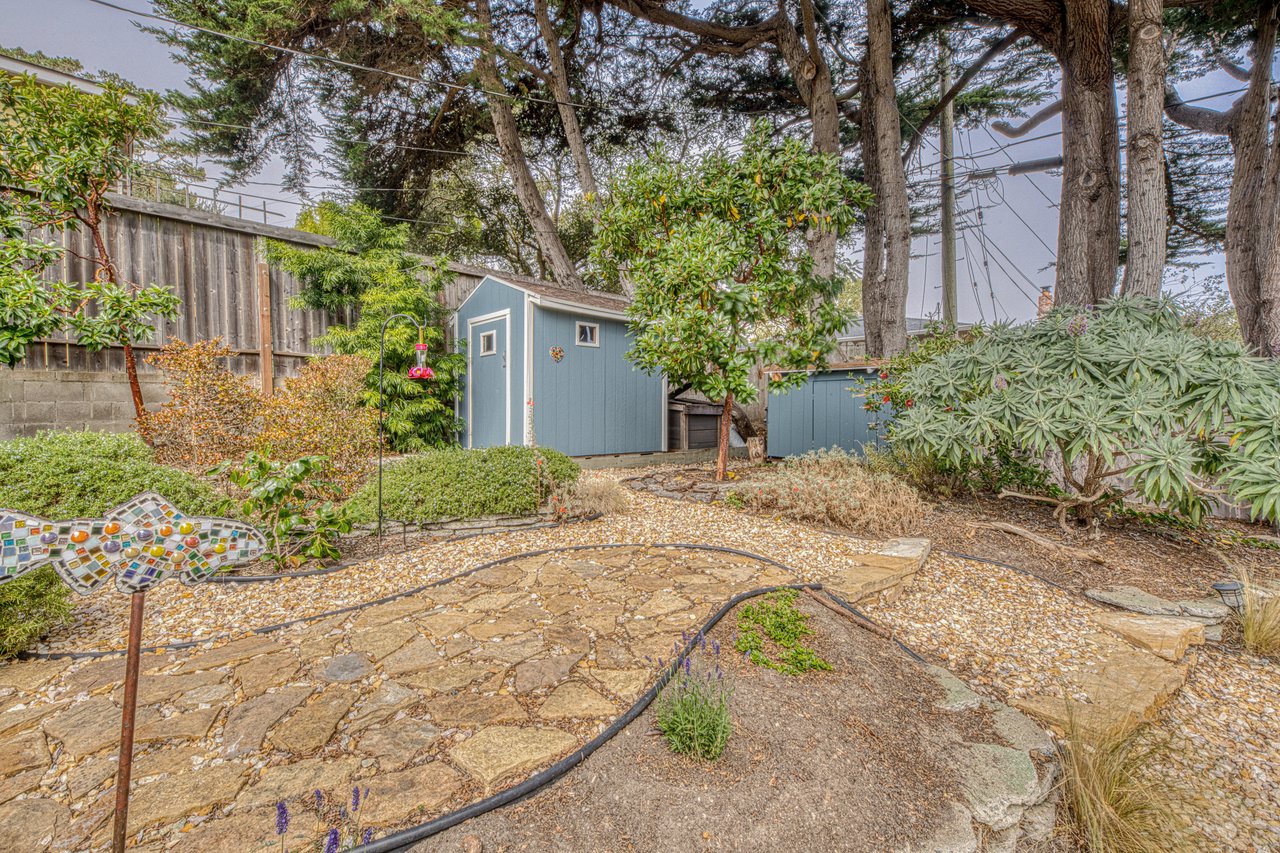 14 Shady Ln  Monterey