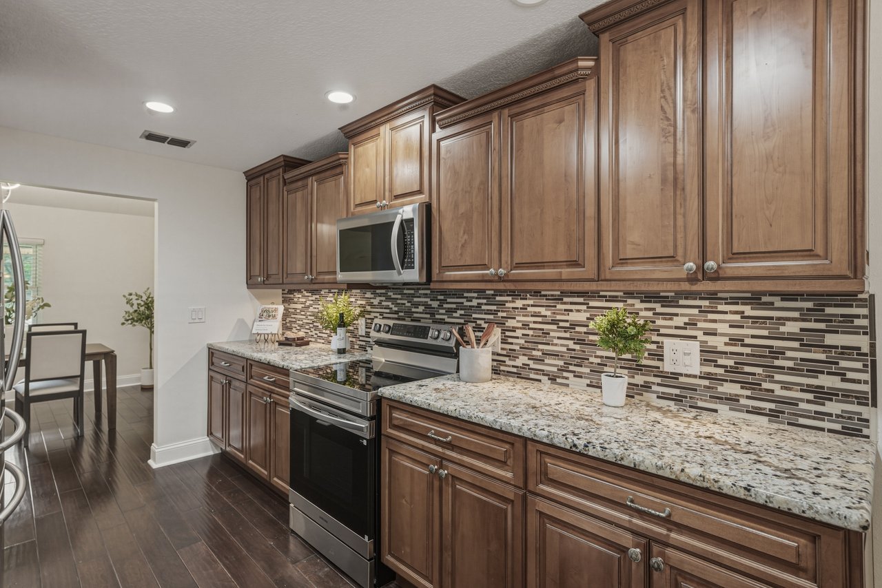 7601 Thunderhead Street