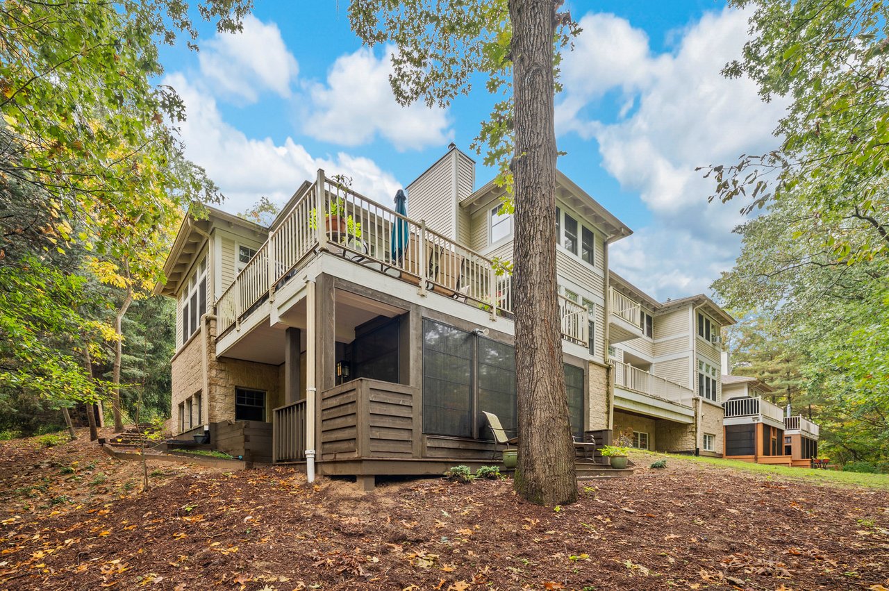Lake MI Townhouse