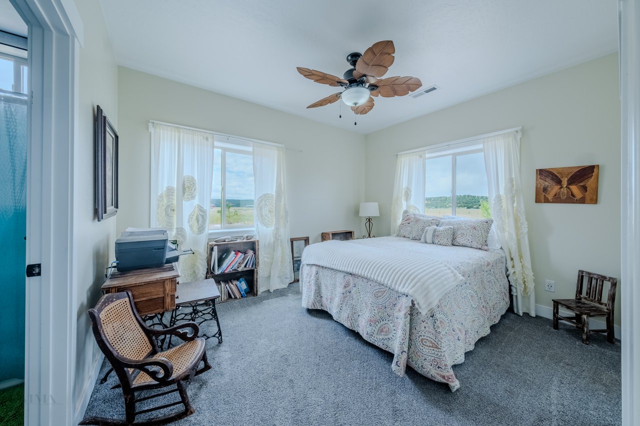 7395 N Johnson Canyon