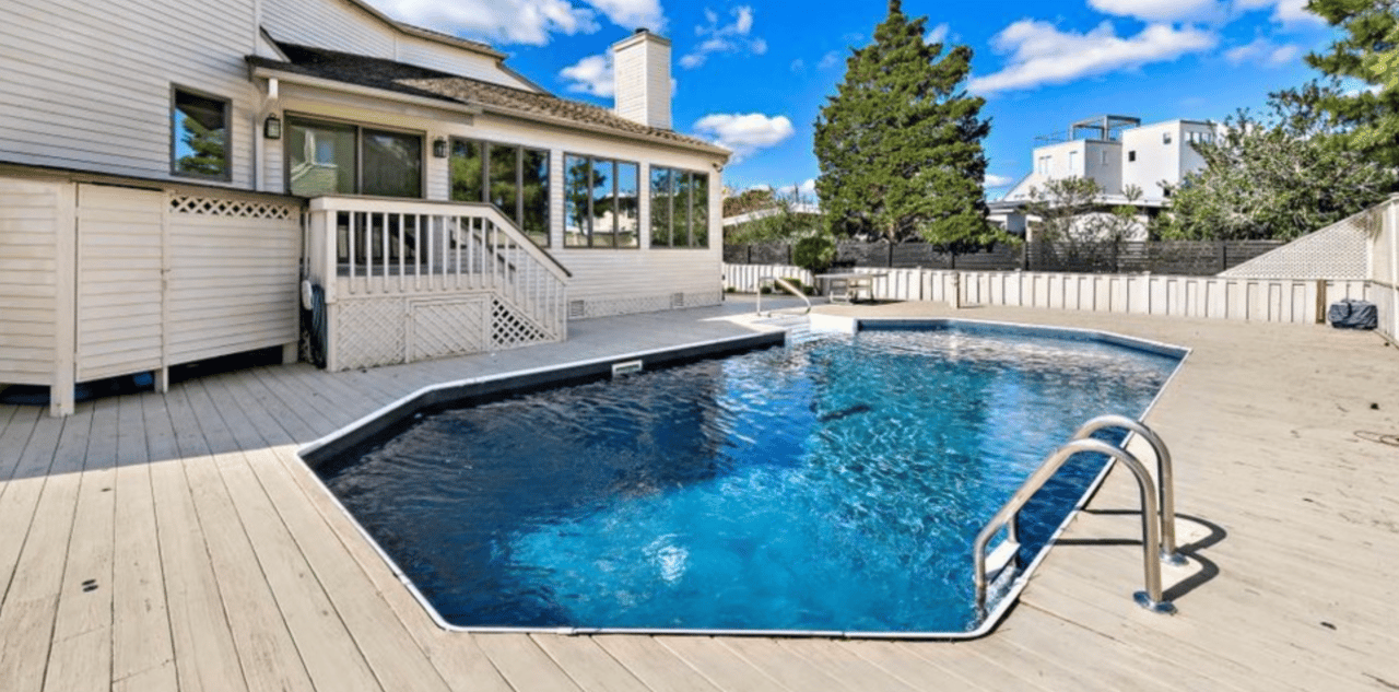 57 Bayview Avenue, Loveladies