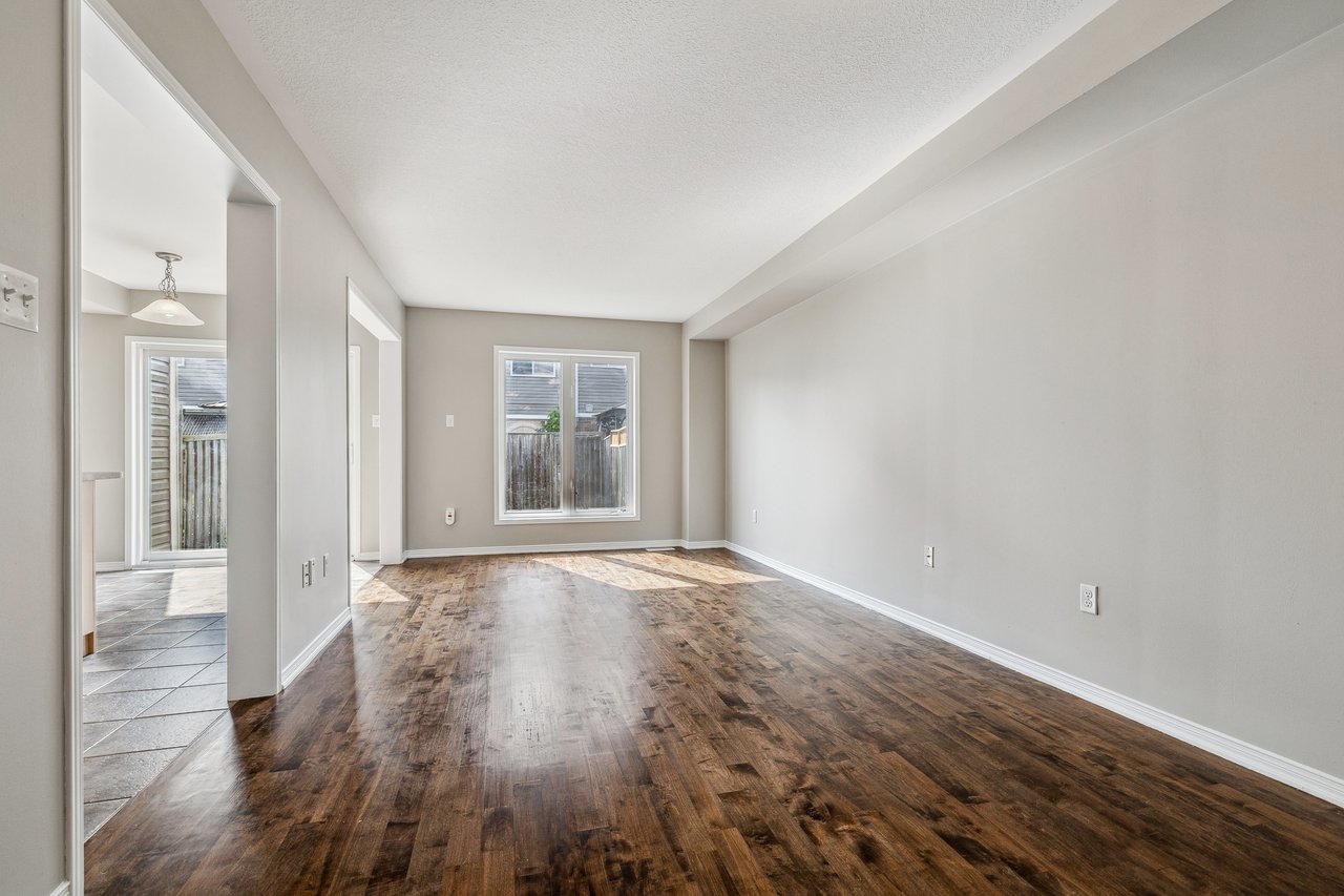 Freehold Townhouse on Quiet Court