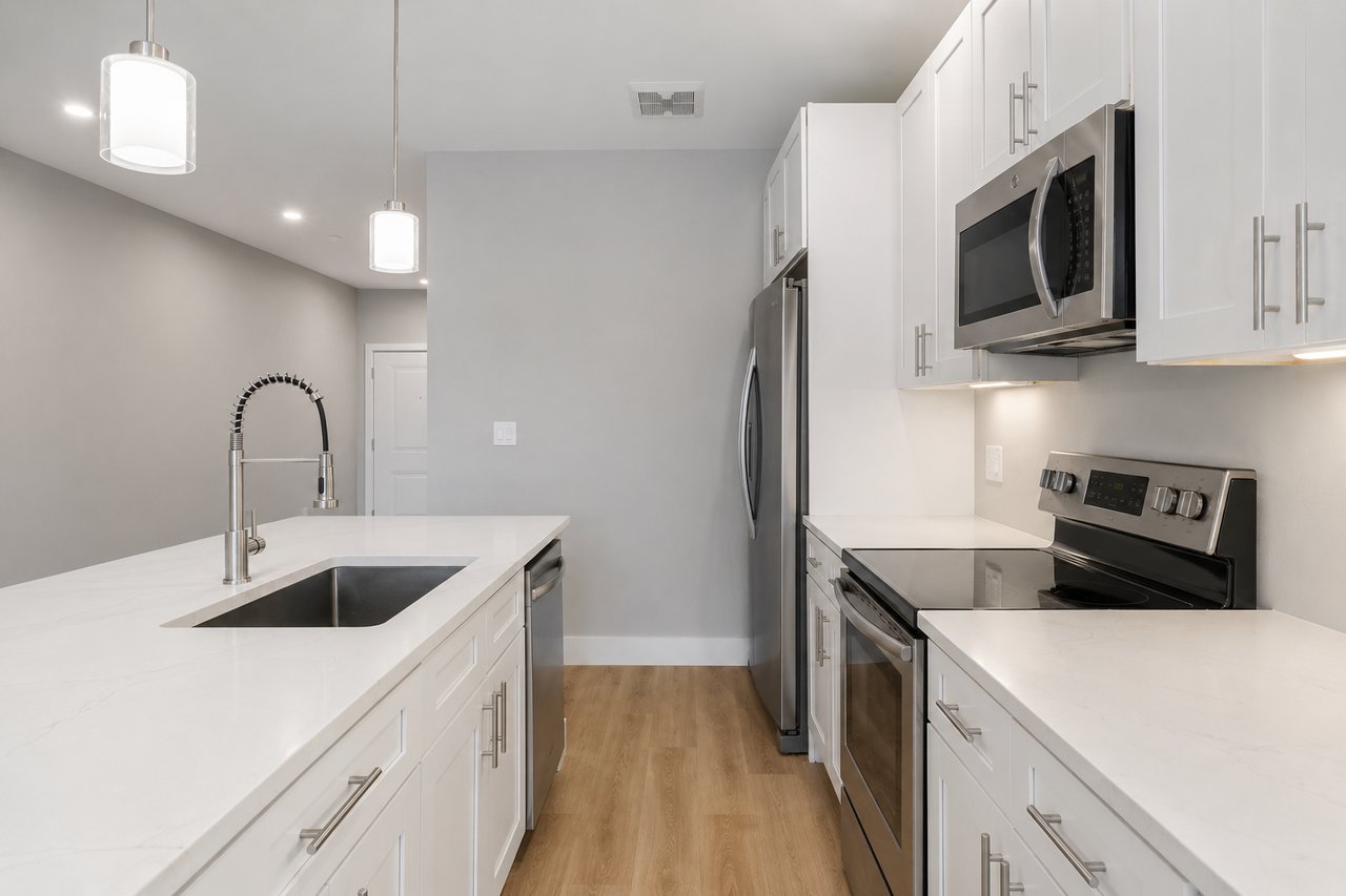 298 Main Street, 2C