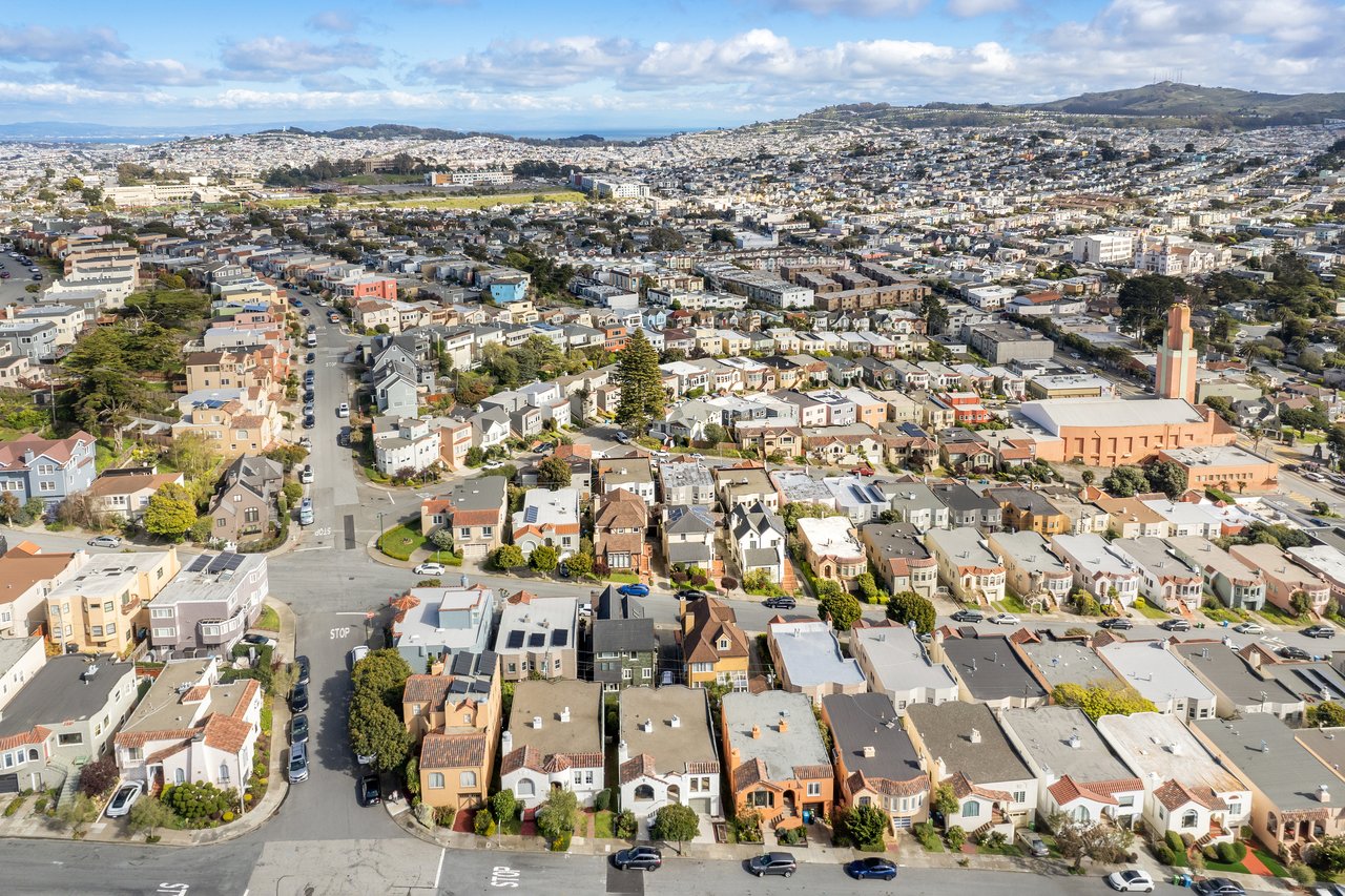 District 4 – Twin Peaks West