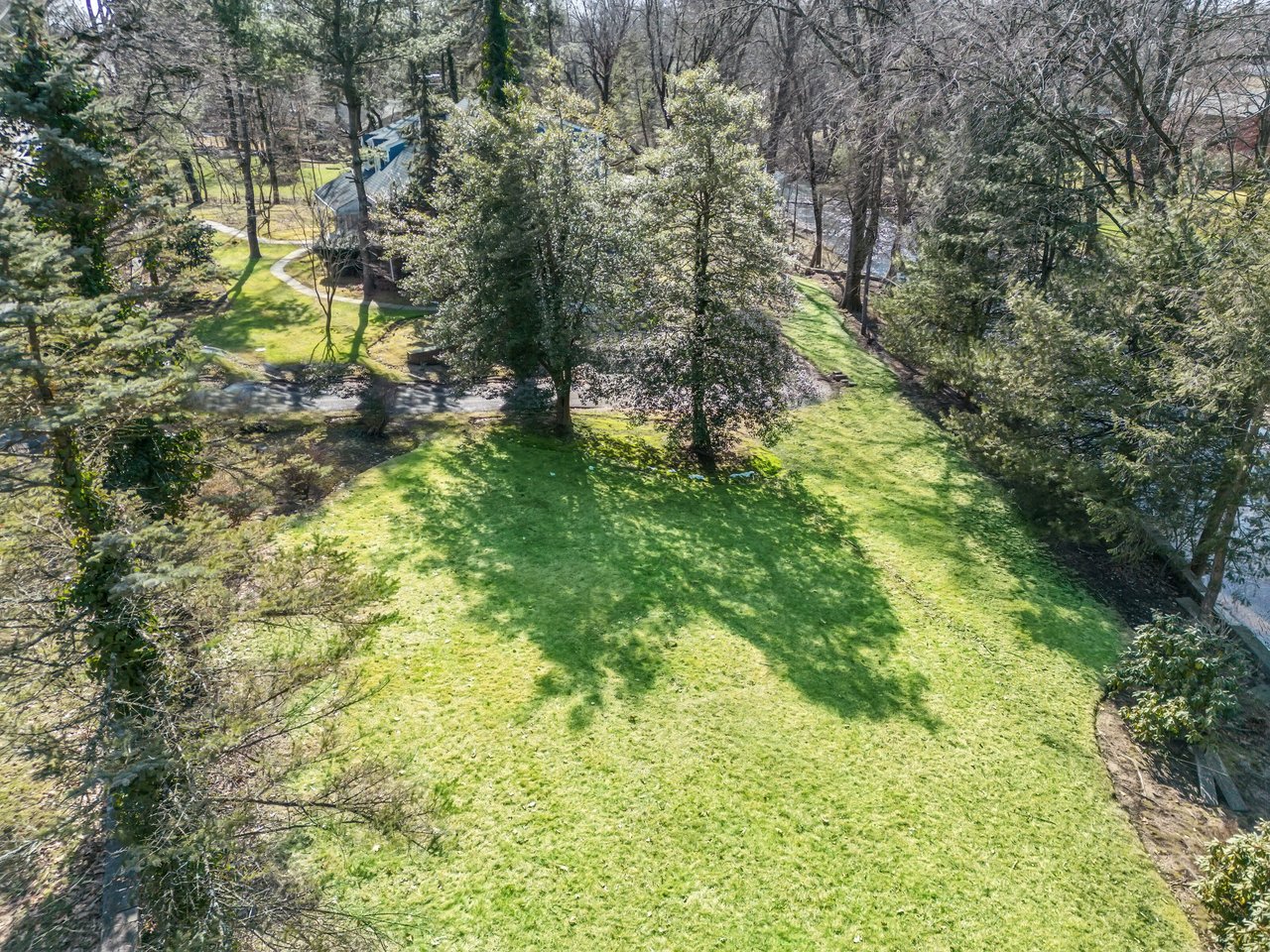 470 E Saddle River Road