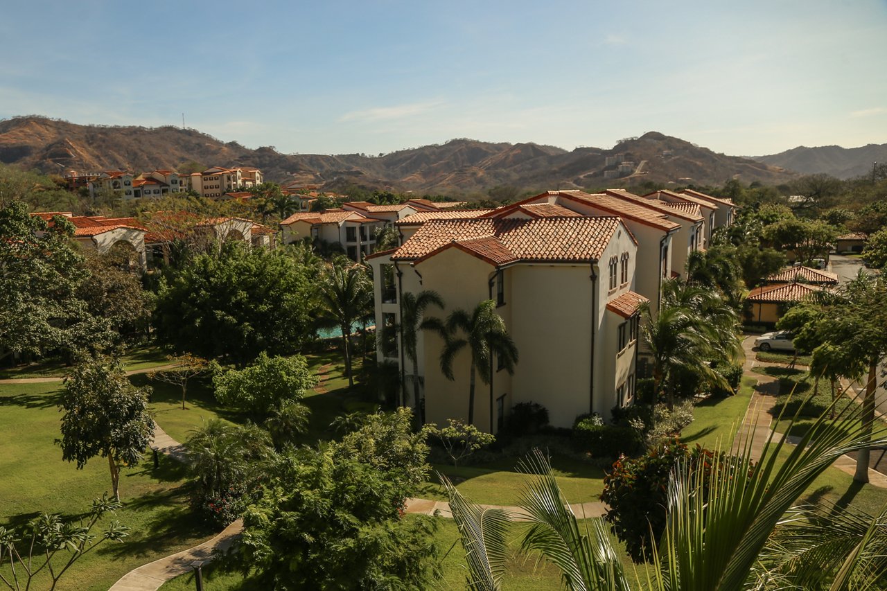 Pacifico L914, 2-Bed Condo, Playas del Coco