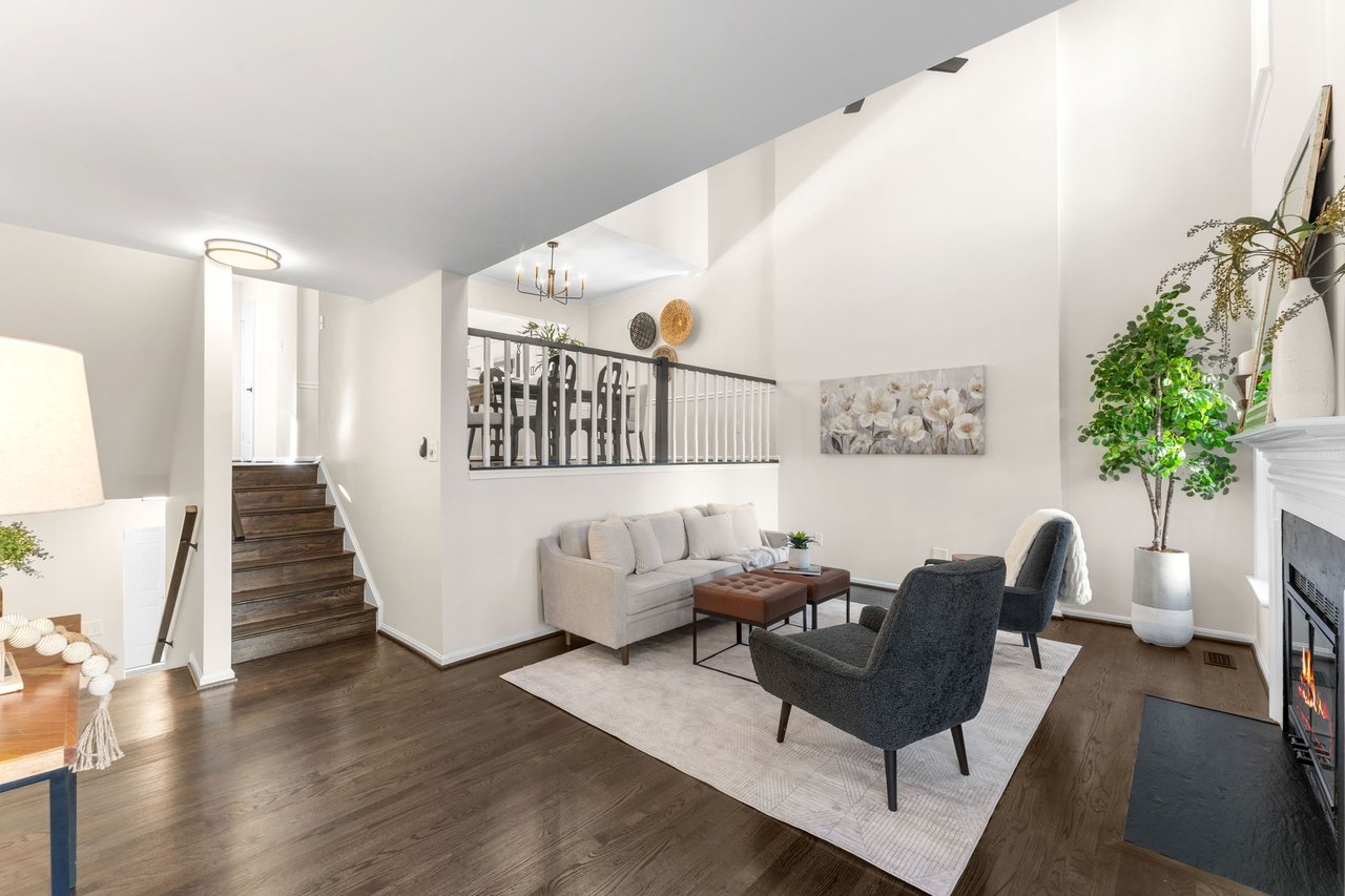 Best of Alexandria Living – 6540 River Tweed Lane