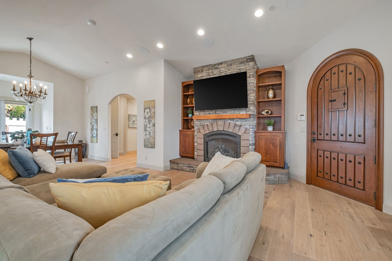 505 Cliff Drive