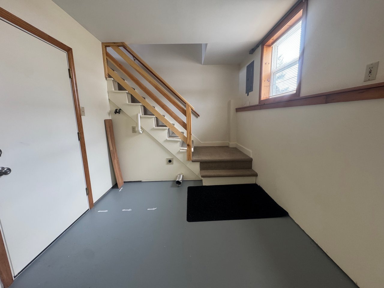 Apartment in midcoast Maine