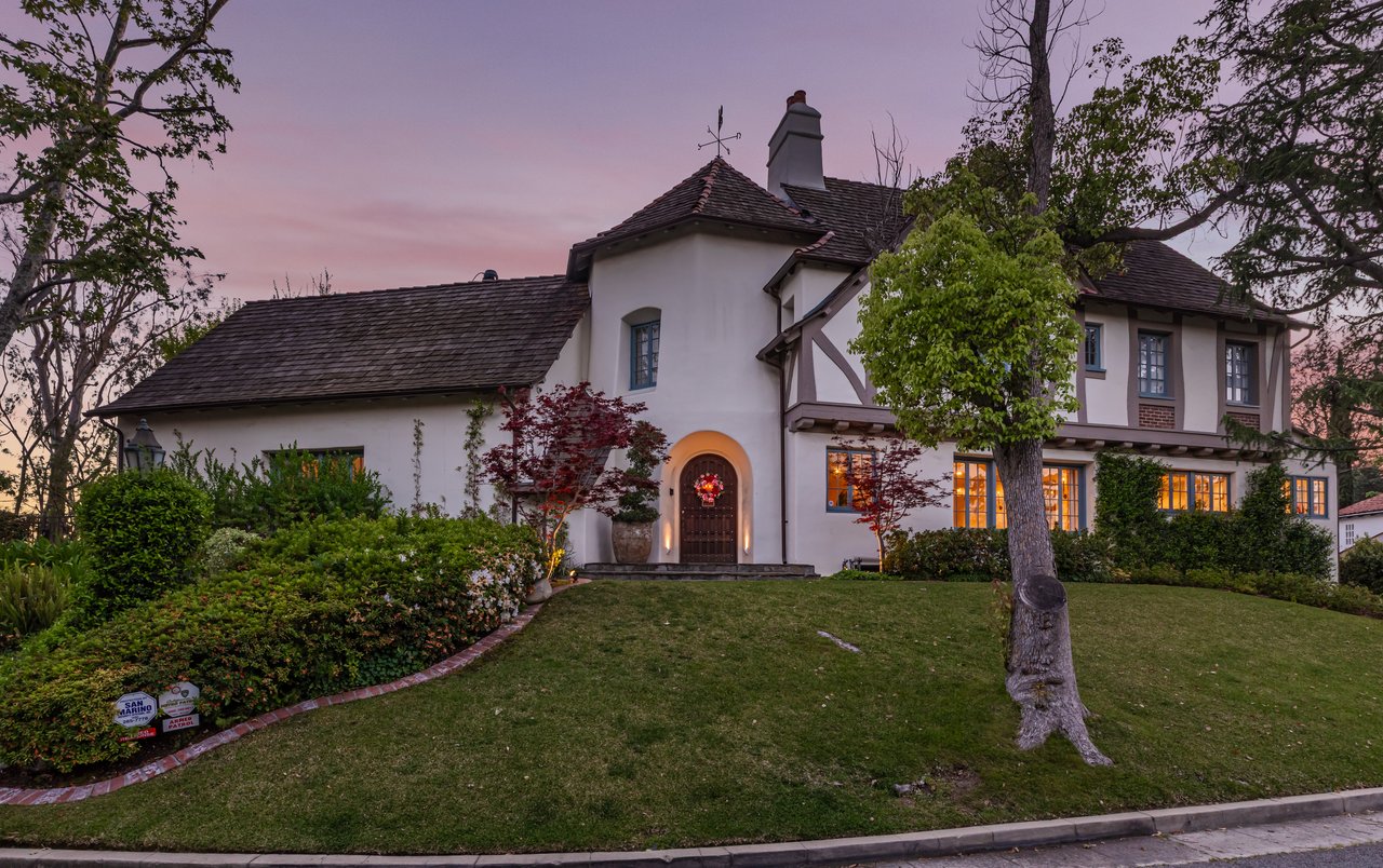 233 Hillside Rd