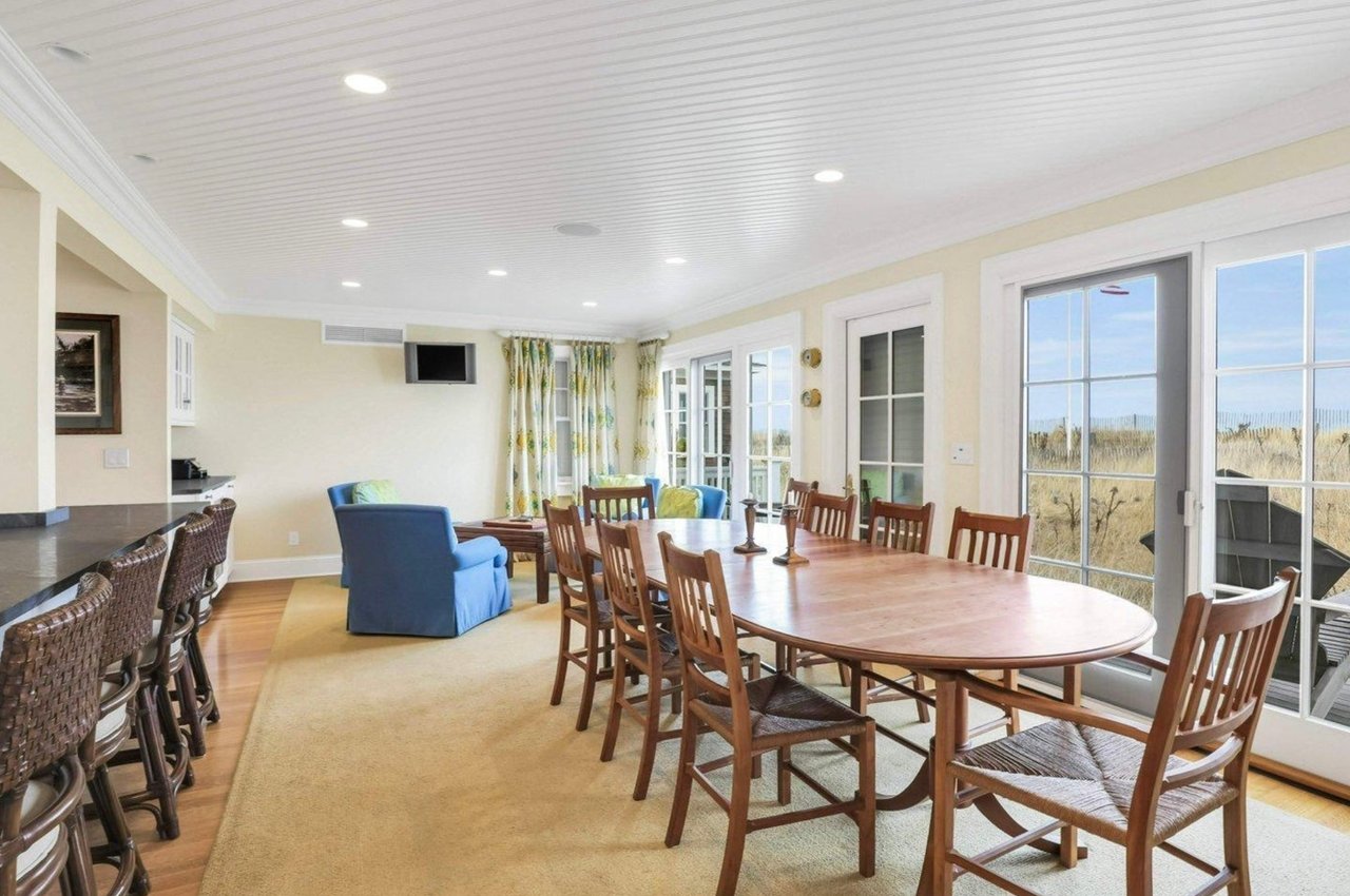 #985 Oceanfront Summer Escape on East Avenue