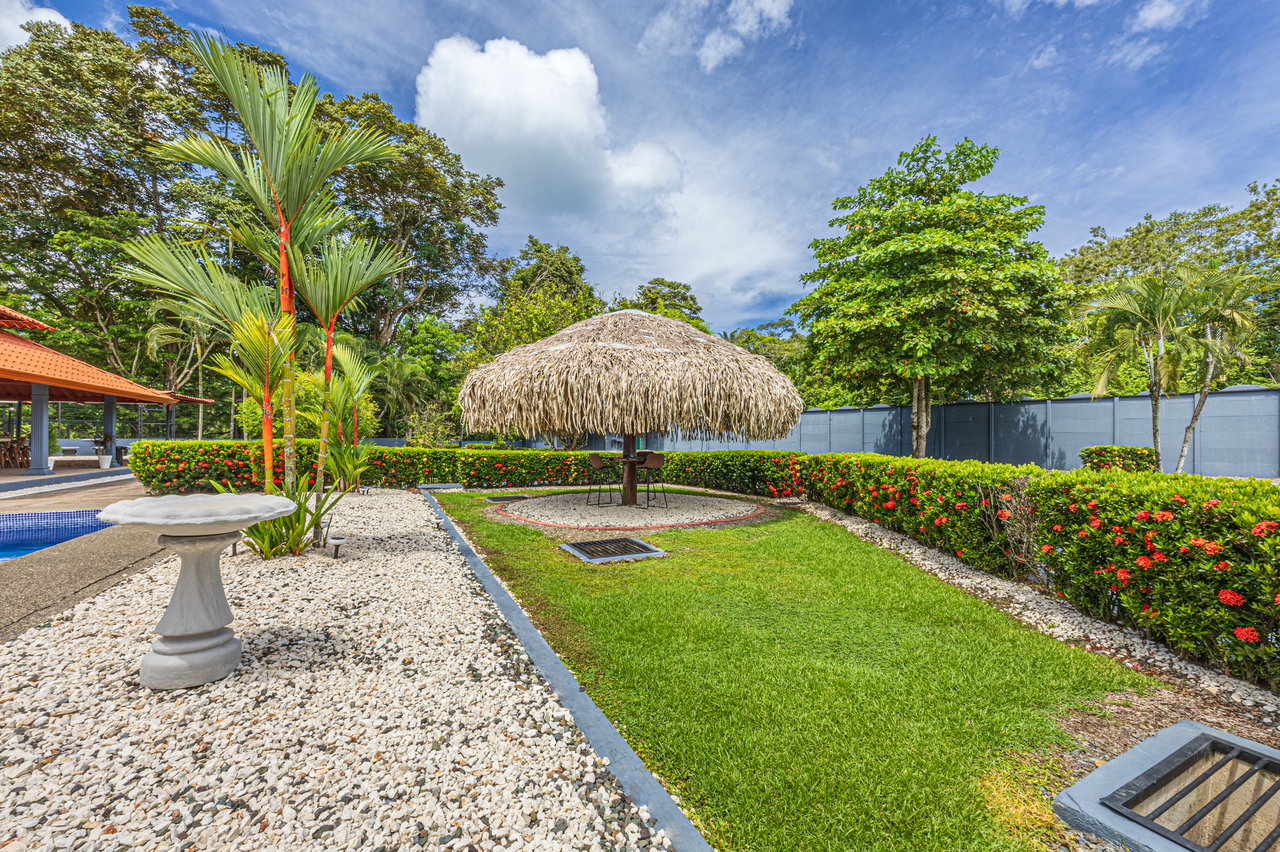 Beautiful house near to the beach | Tranquility and style