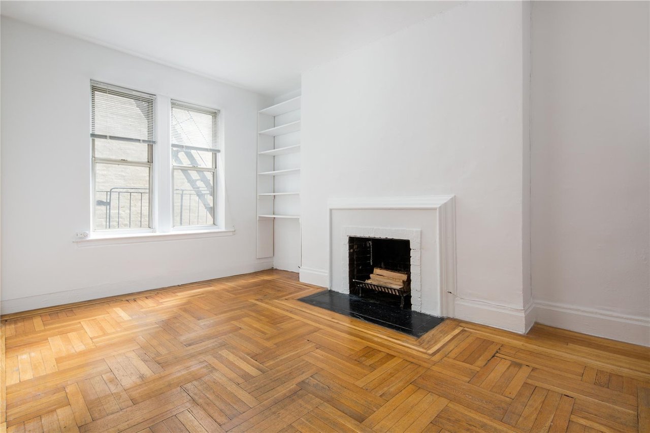 344 W 12th St, #3D
