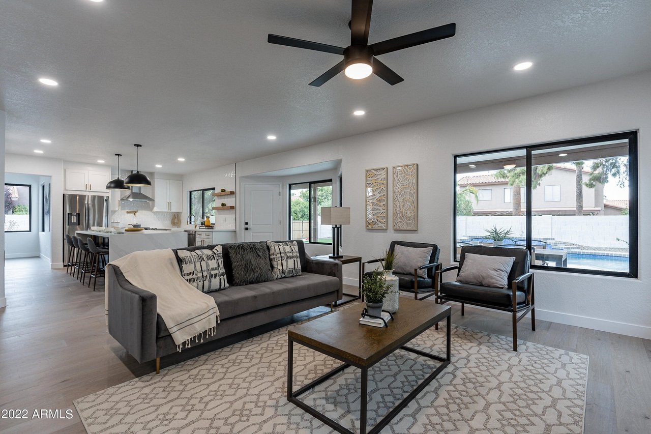 5347 E Michelle Dr