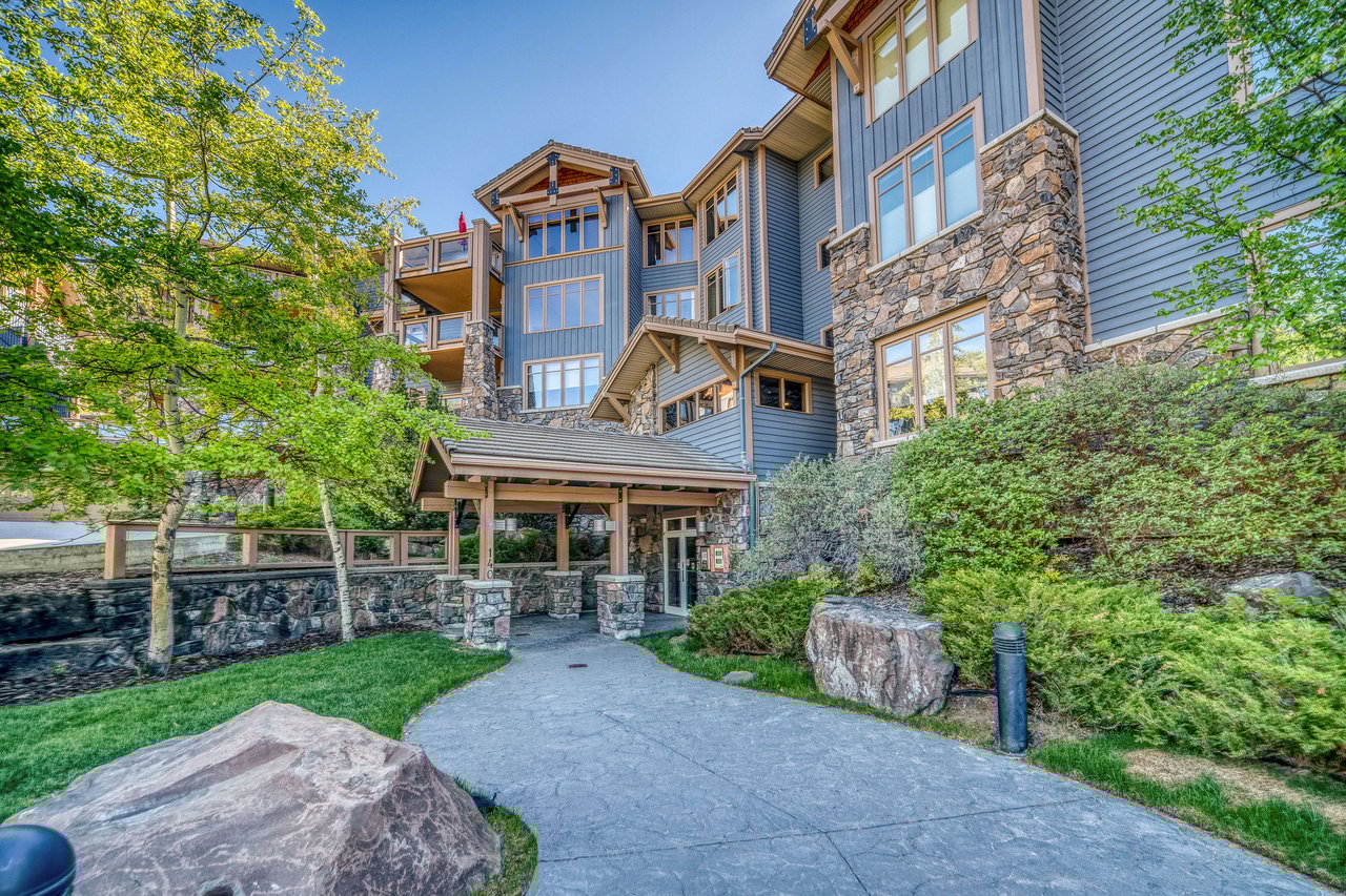 107-140 Stonecreek Road