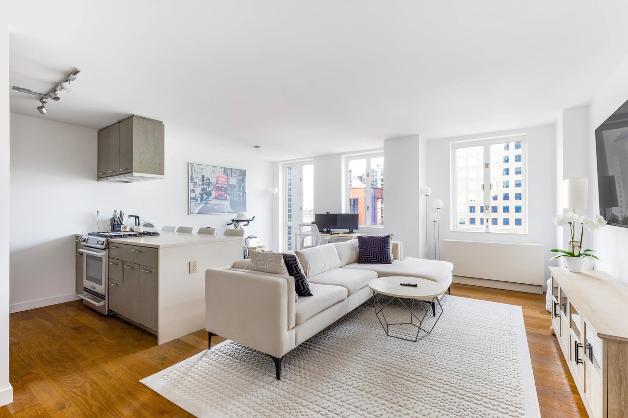 225 Rector Pl #PH1A