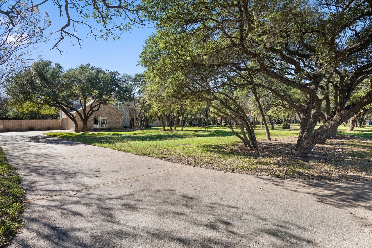 3813 McNeil Dr